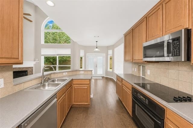 2736 Maple Creek Drive - Photo 13