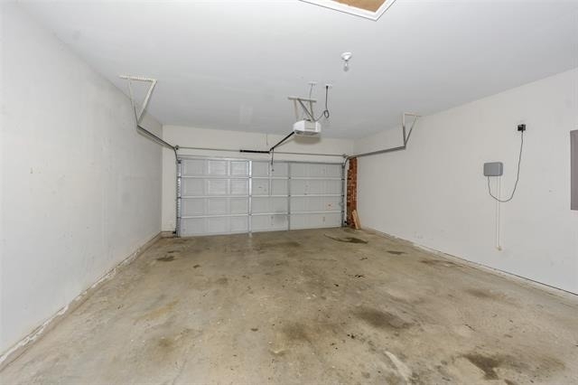 2736 Maple Creek Drive - Photo 28