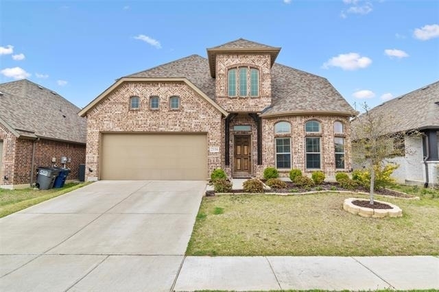 2116 Victoria Lane - Photo 1