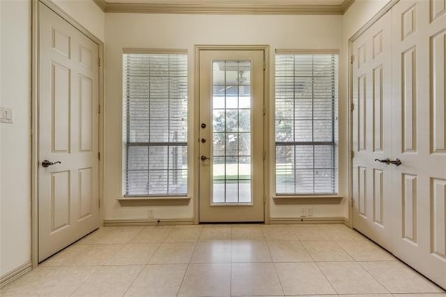 120 Cambridge Court - Photo 10