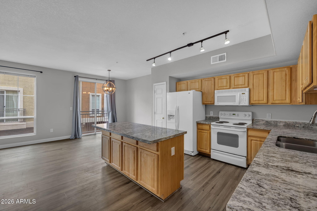 18250 N Cave Creek Road - Photo 4