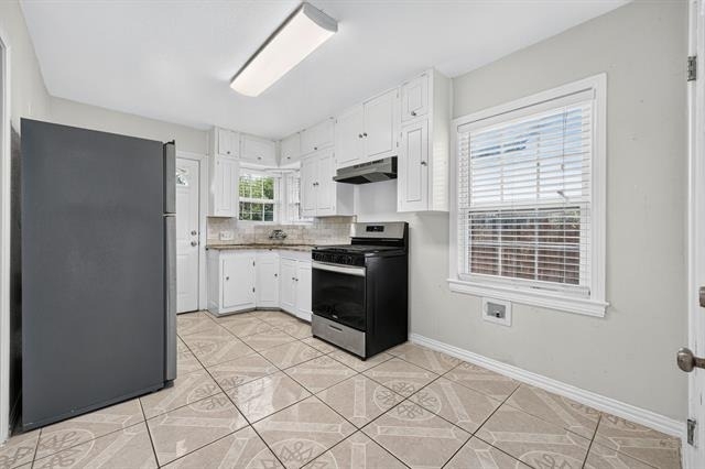 907 Buckalew Street - Photo 15