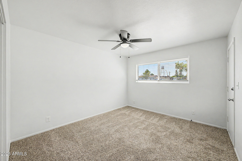 317 N Elm Street - Photo 26