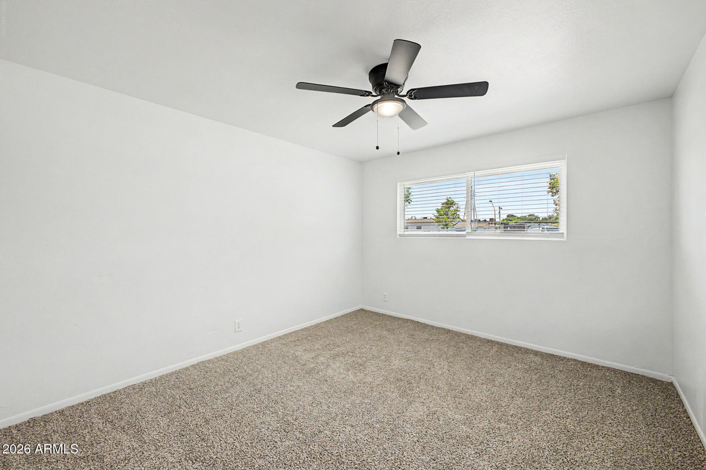 317 N Elm Street - Photo 19