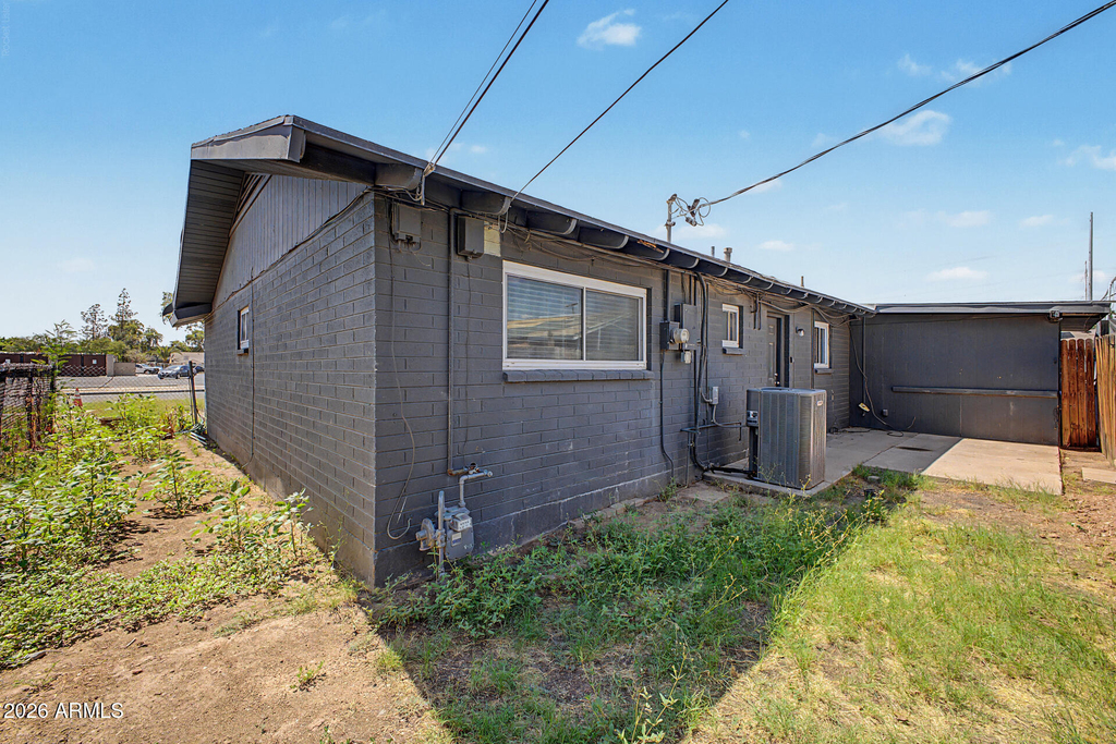 317 N Elm Street - Photo 38