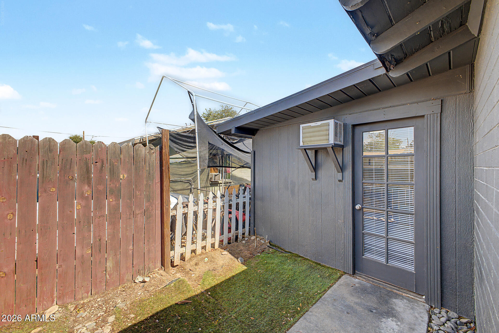317 N Elm Street - Photo 35