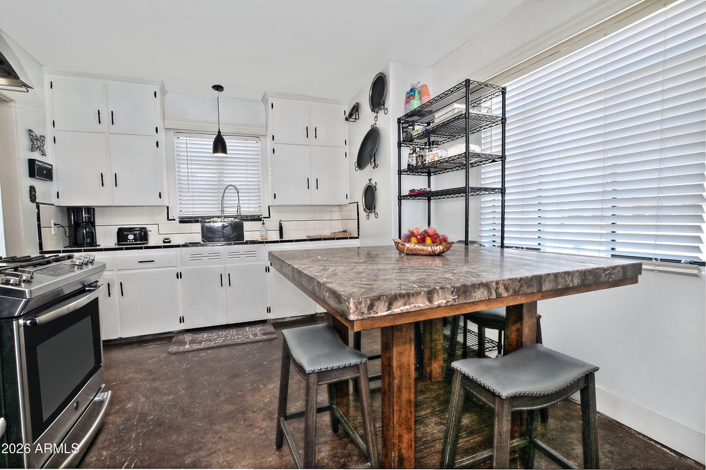 1923 W Earll Drive - Photo 11