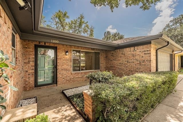 1100 Purdue Drive - Photo 3
