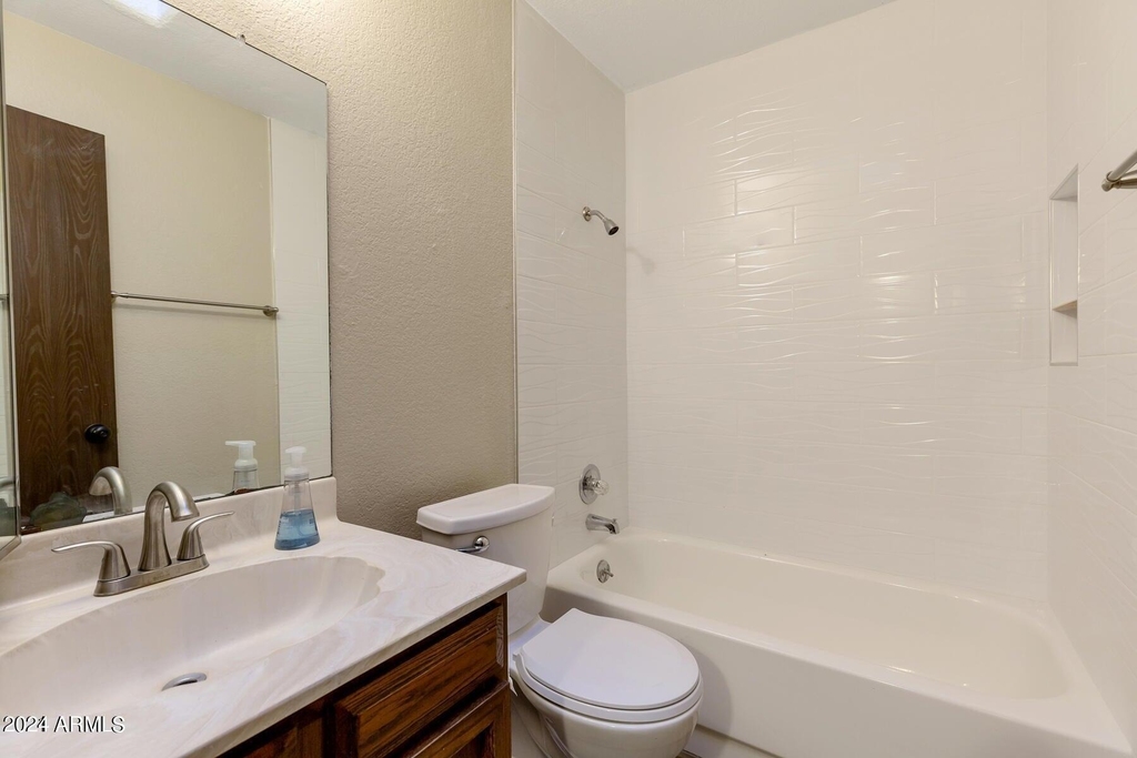 3468 E Hearn Road - Photo 14