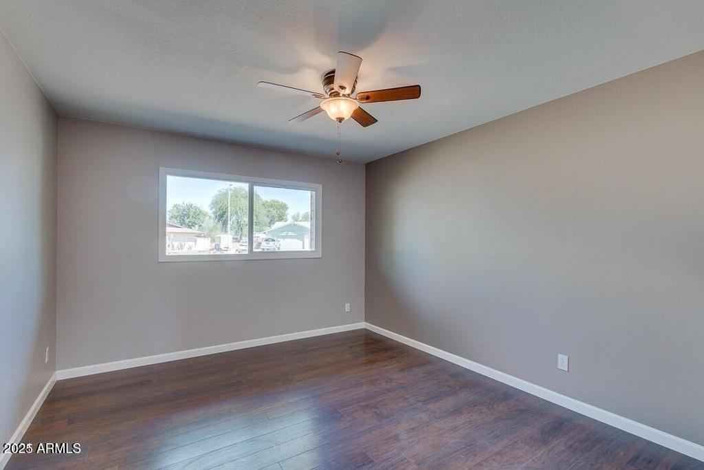 831 E Stephens Drive - Photo 17