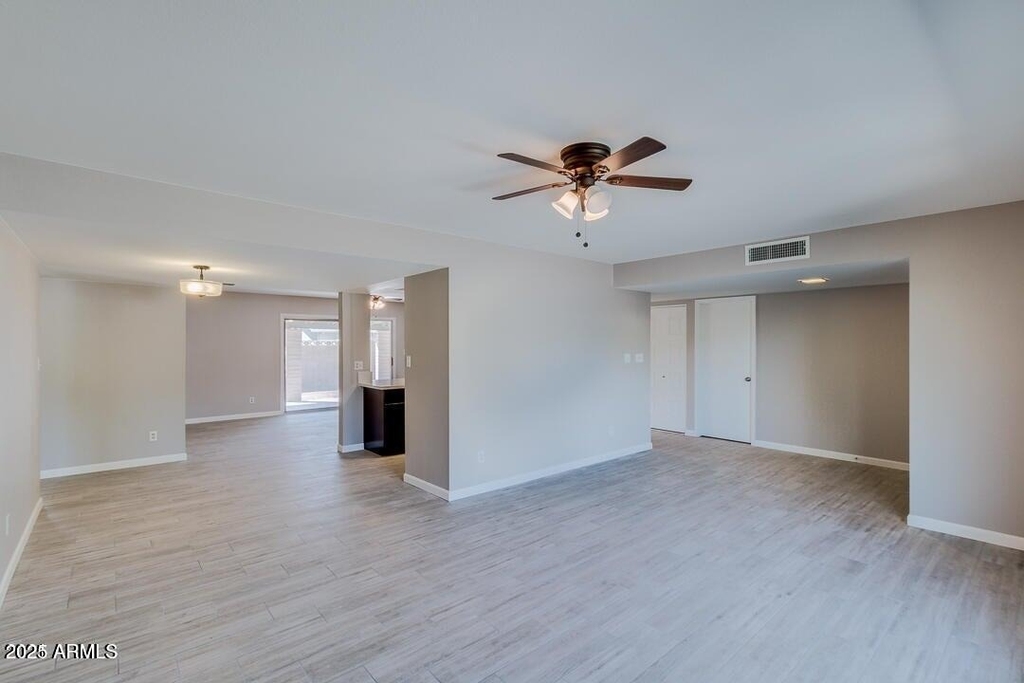 831 E Stephens Drive - Photo 5