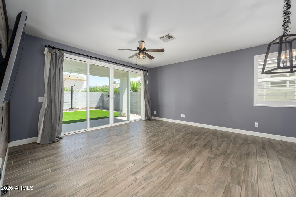 542 E Bamboo Lane - Photo 7