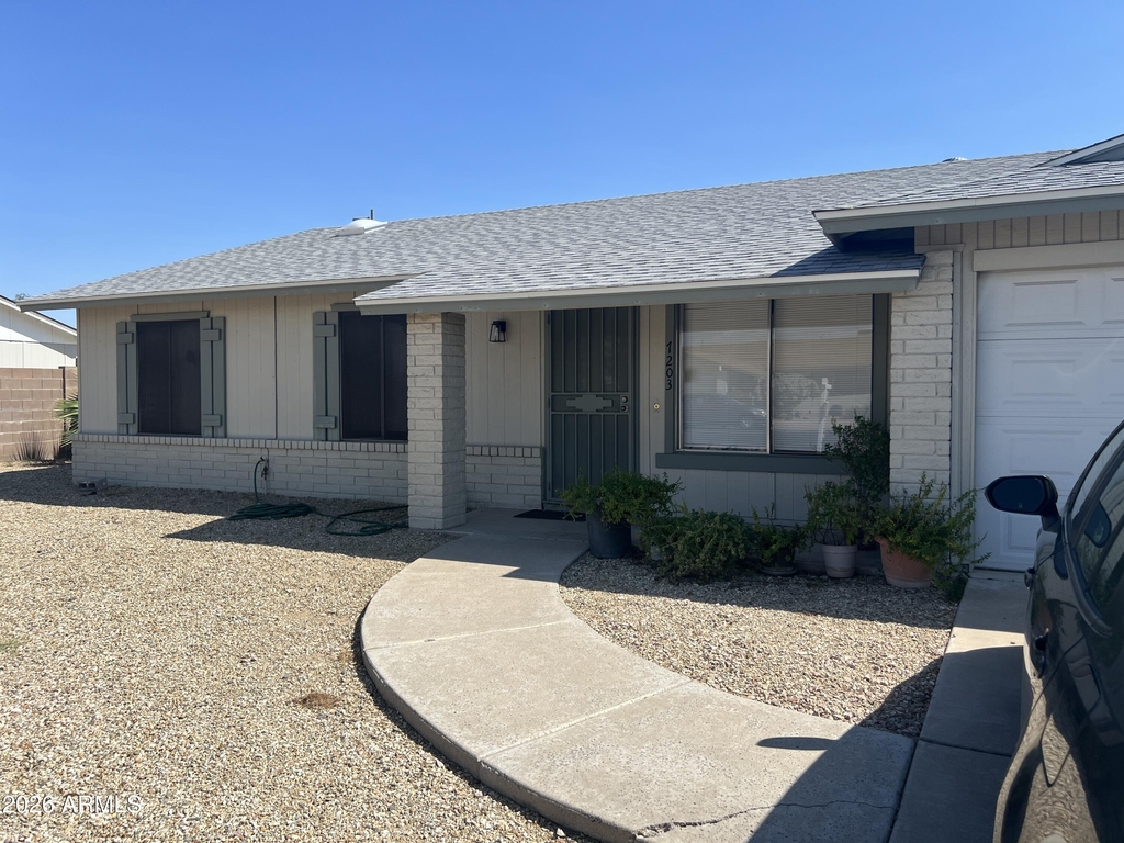 7203 W Hatcher Road - Photo 0