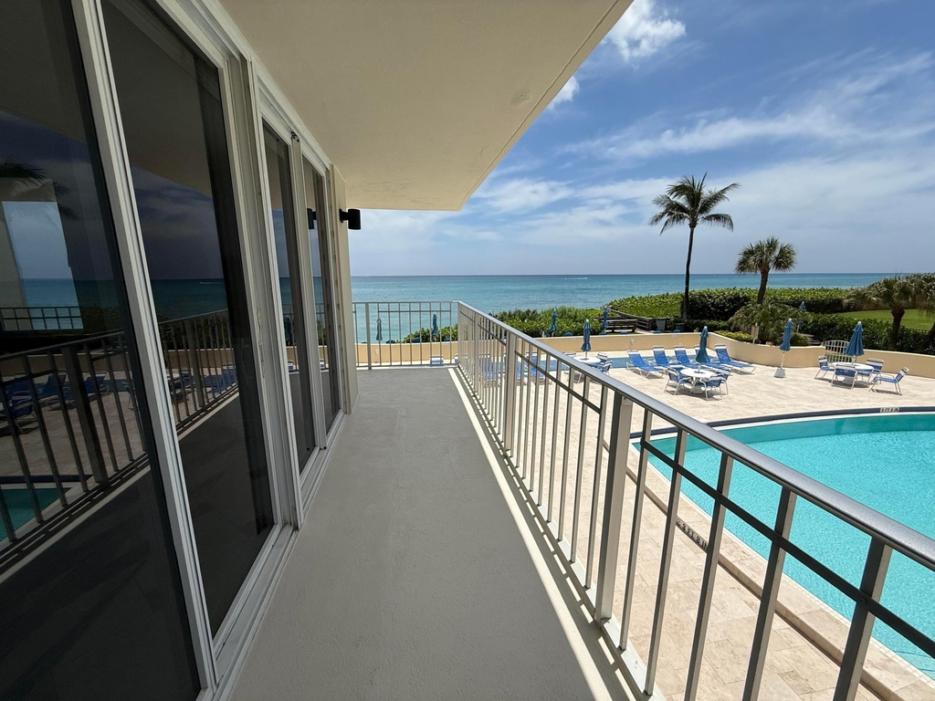 630 Ocean Drive - Photo 3