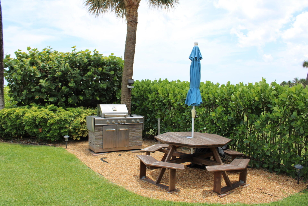 630 Ocean Drive - Photo 13