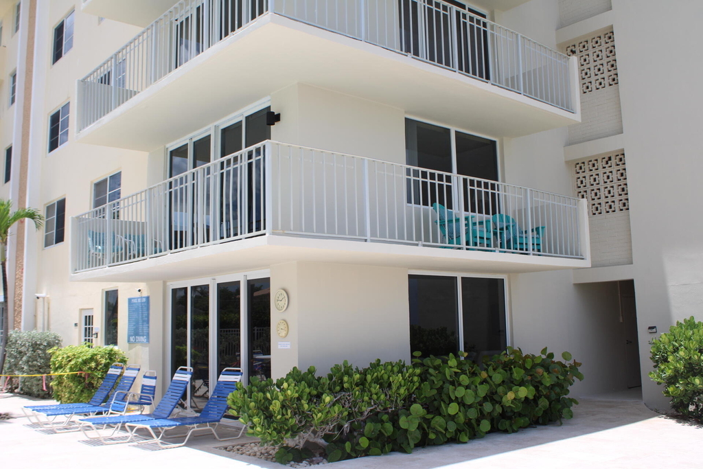 630 Ocean Drive - Photo 6