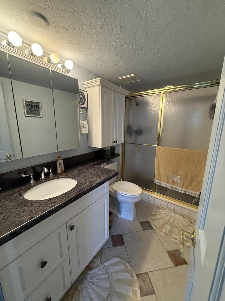 630 Ocean Drive - Photo 12