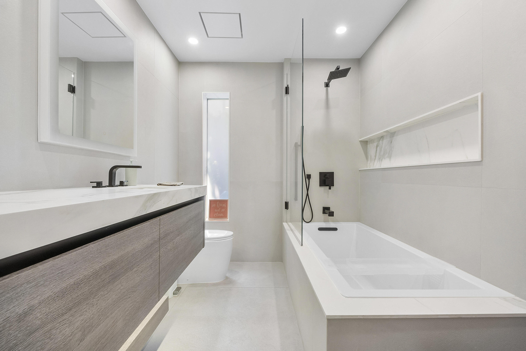 725 Ne 36th Street - Photo 18