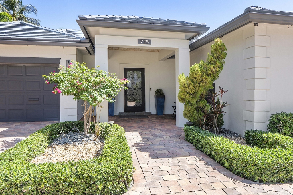 725 Ne 36th Street - Photo 12