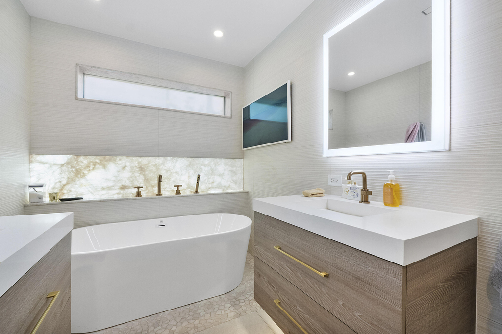 725 Ne 36th Street - Photo 27