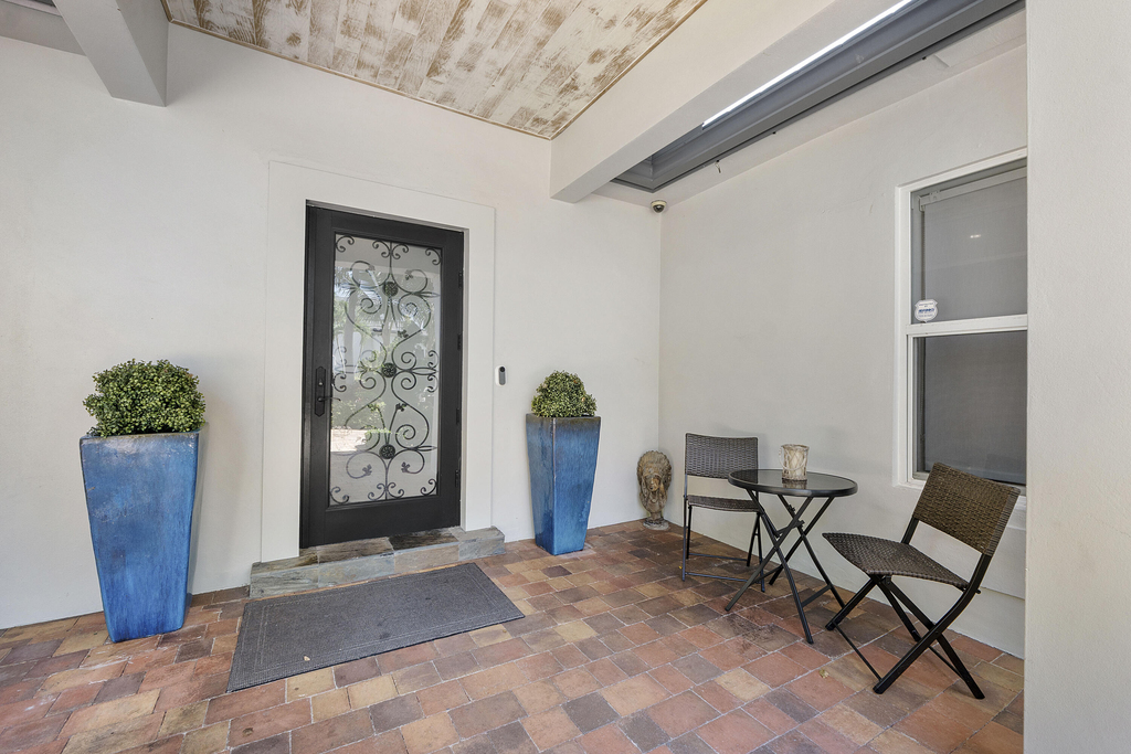 725 Ne 36th Street - Photo 14