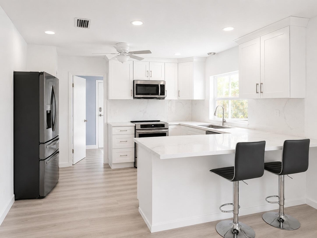 1301 Sw 8th Street - Photo 0