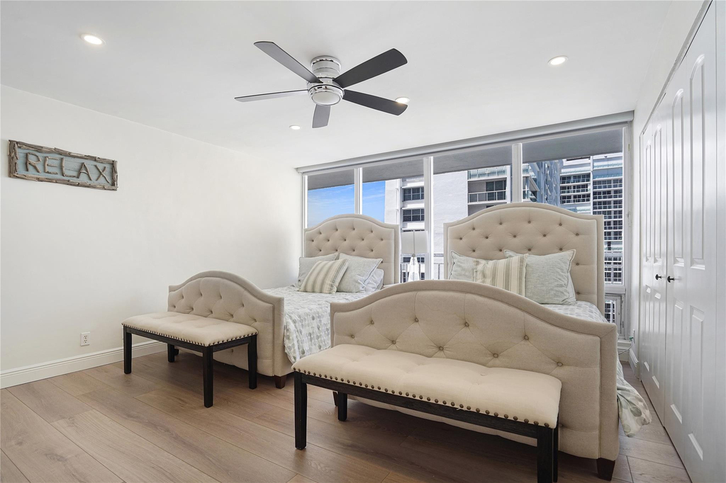 4280 Galt Ocean Drive - Photo 33