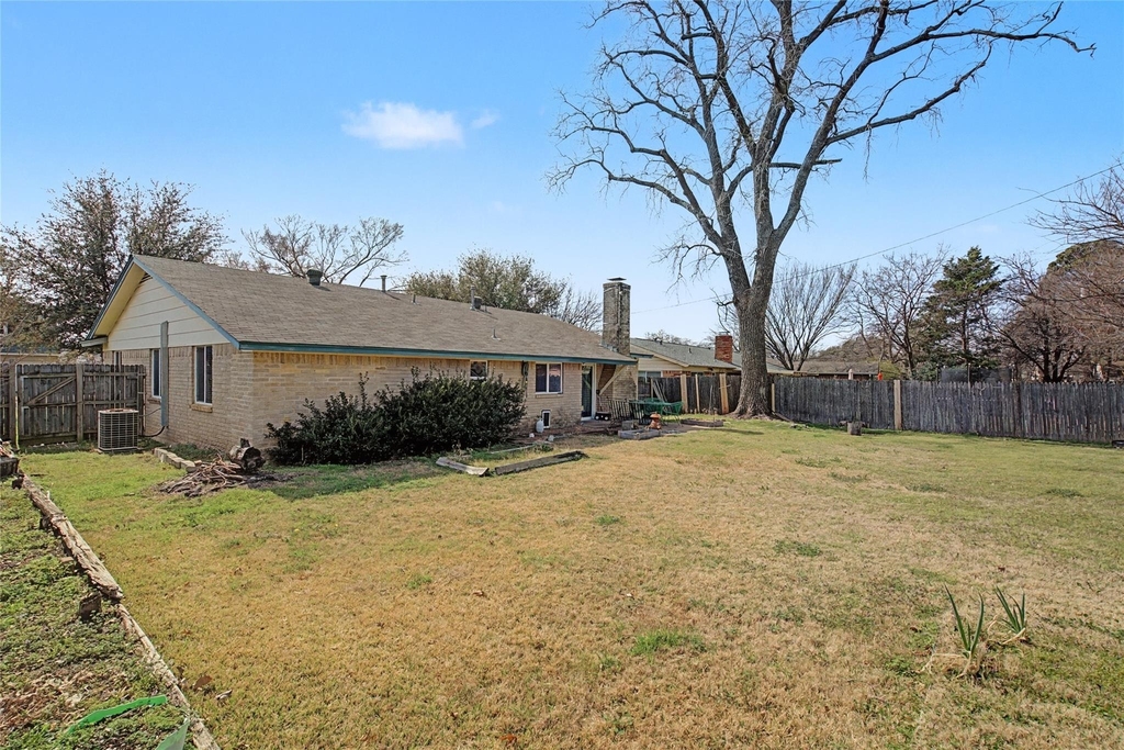 2009 Charleston Drive - Photo 24