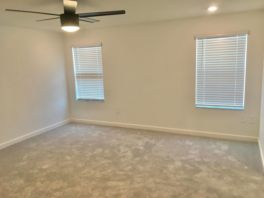 12226 Sw Roma Circle - Photo 16