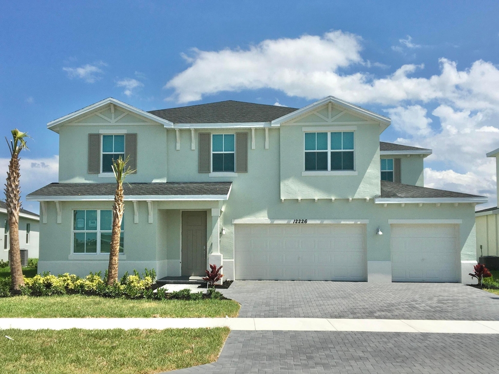 12226 Sw Roma Circle - Photo 0