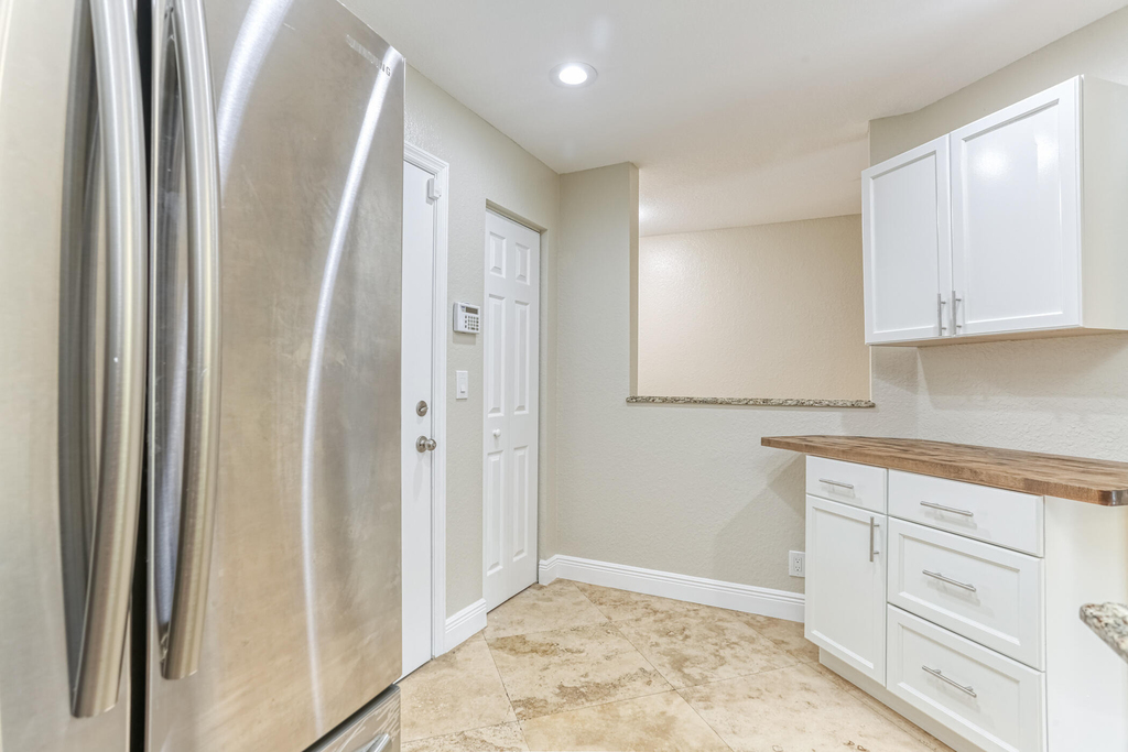 316 Se Bloxham Way - Photo 4