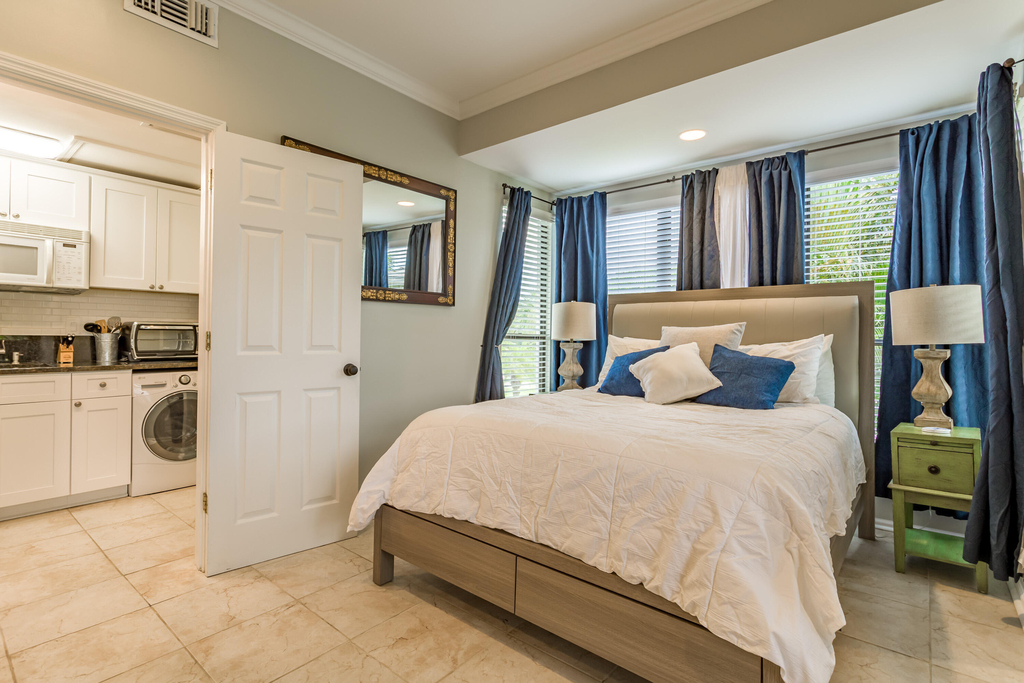 11842 Pebblewood Drive - Photo 3