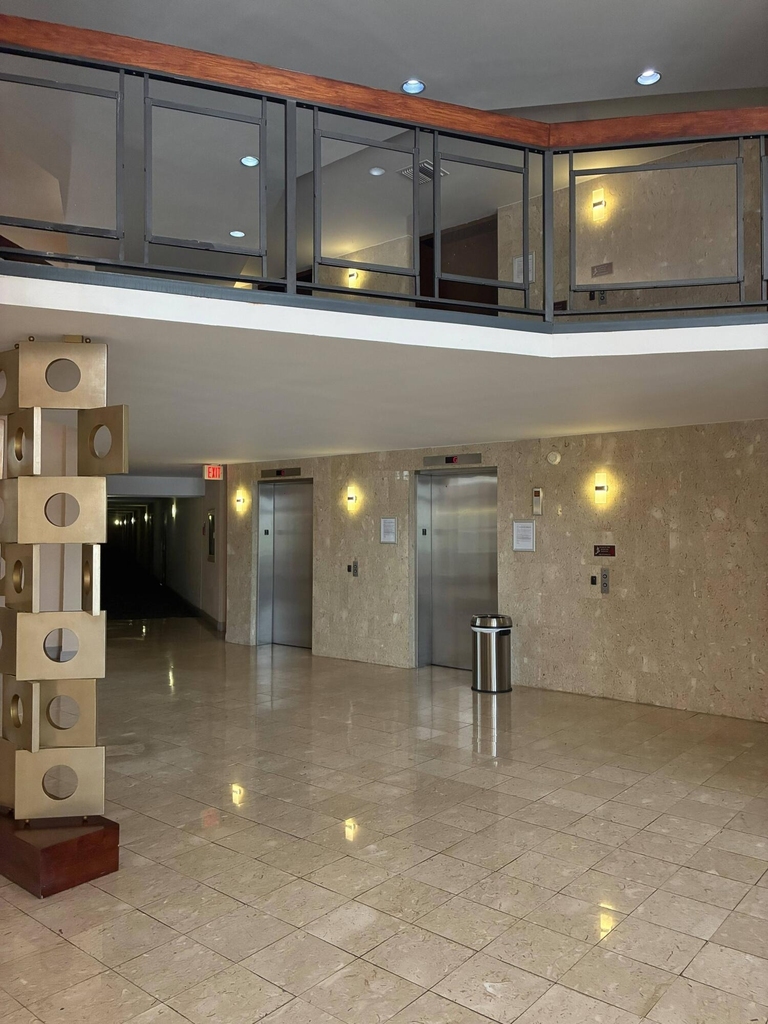 400 Leslie Drive - Photo 7