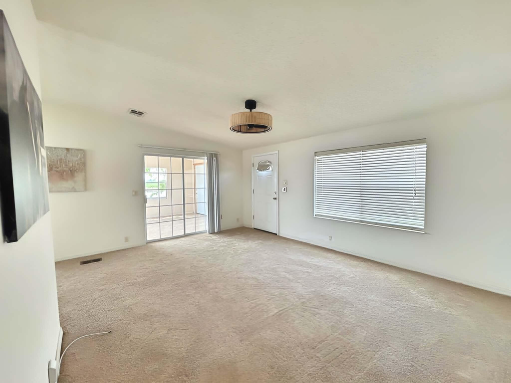 901 Thatcher Boulevard - Photo 9