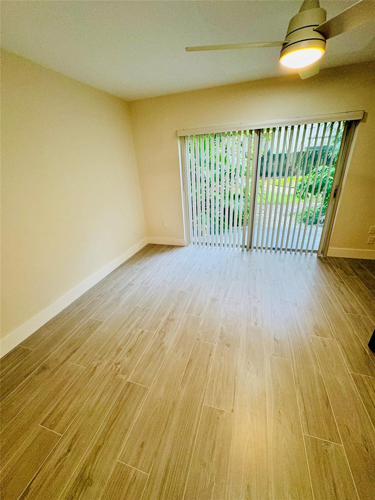 805 W Oakland Park Boulevard - Photo 14