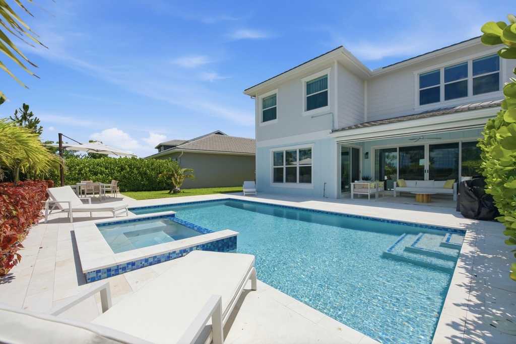 19564 Broad Shore Walk - Photo 1