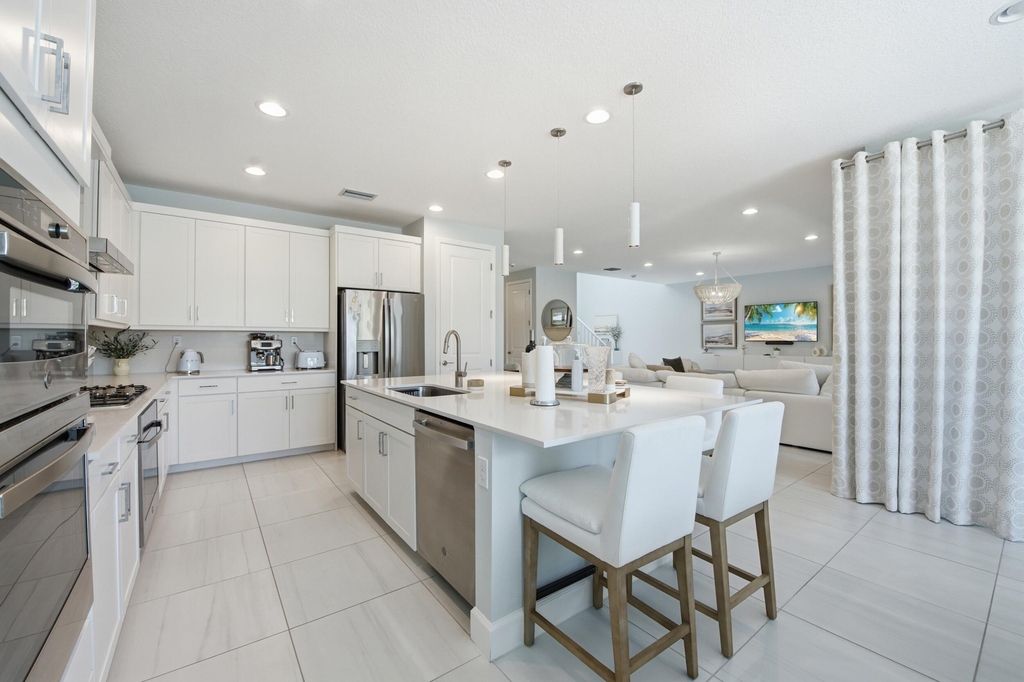 19564 Broad Shore Walk - Photo 7