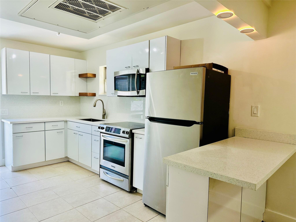 2425 Pierce Street - Photo 0