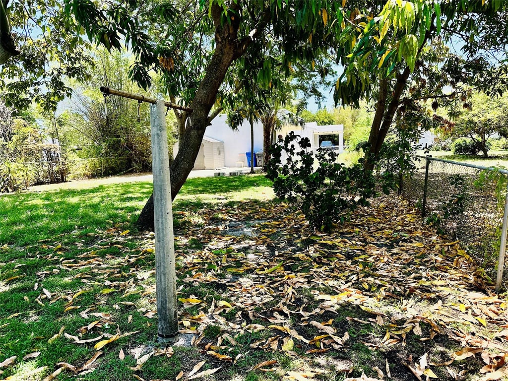 2425 Pierce Street - Photo 15