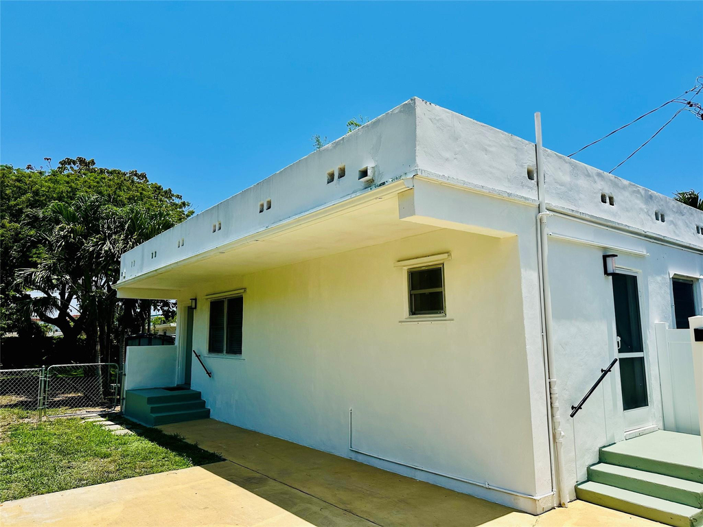 2425 Pierce Street - Photo 16