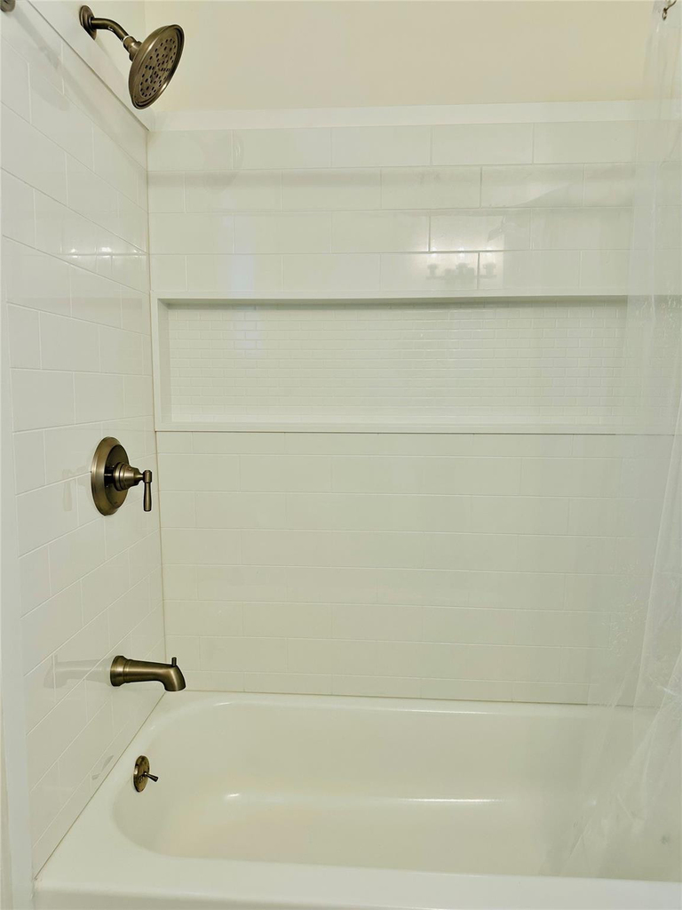 2425 Pierce Street - Photo 8