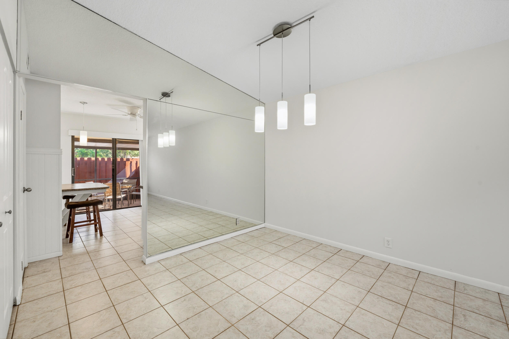 7916 Se Villa Circle - Photo 6