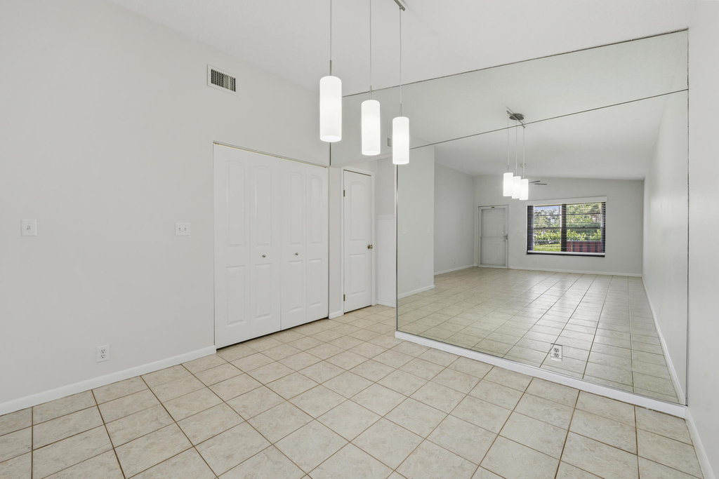 7916 Se Villa Circle - Photo 5