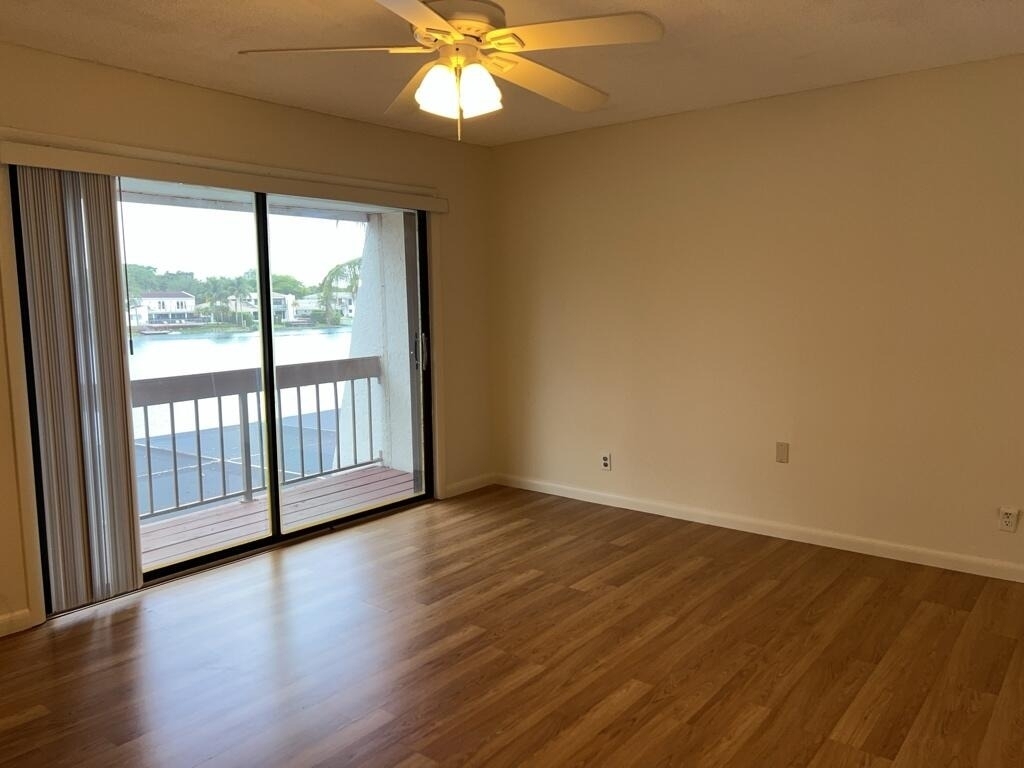 3094 Bermwood Lane - Photo 22
