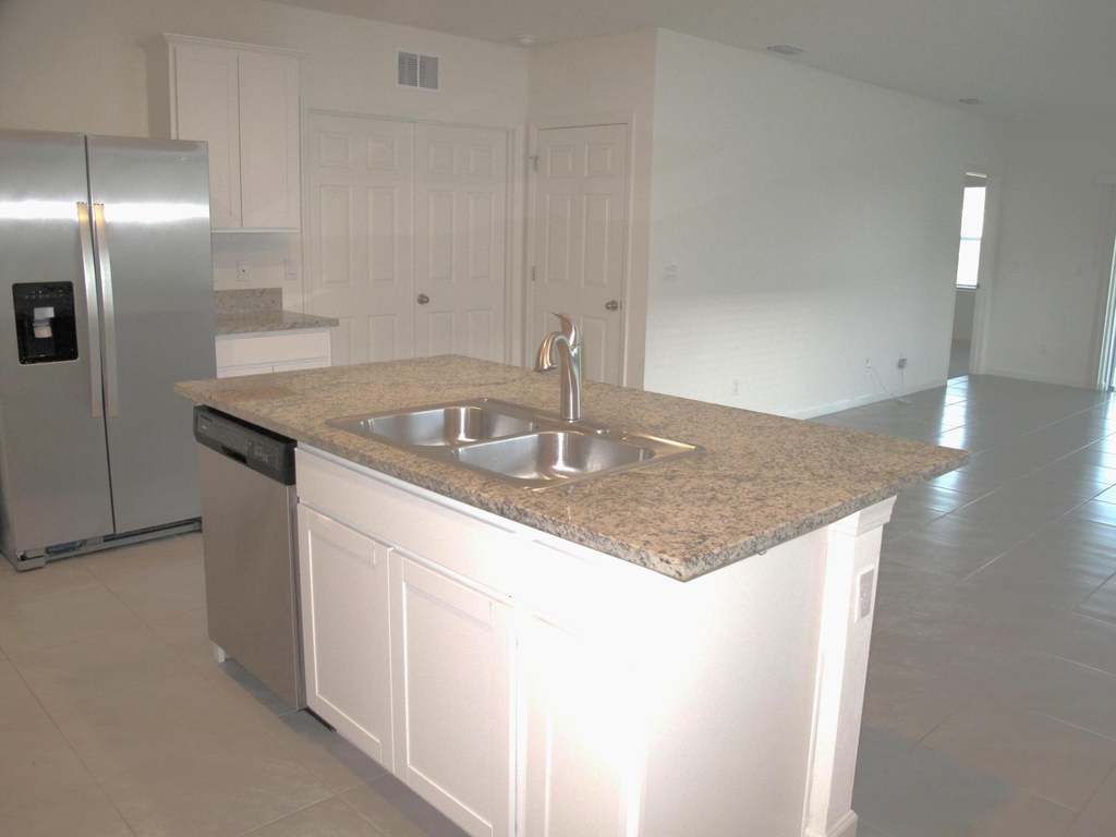 12221 Nettuno Way - Photo 10