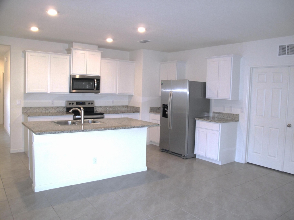 12221 Nettuno Way - Photo 6