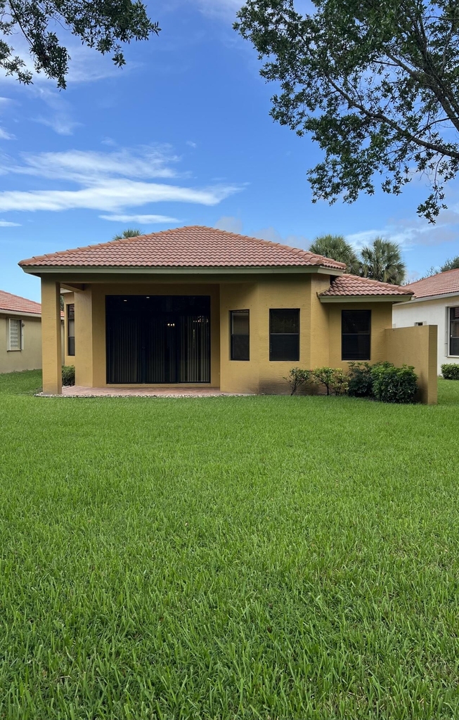 9774 Isles Cay Drive - Photo 1