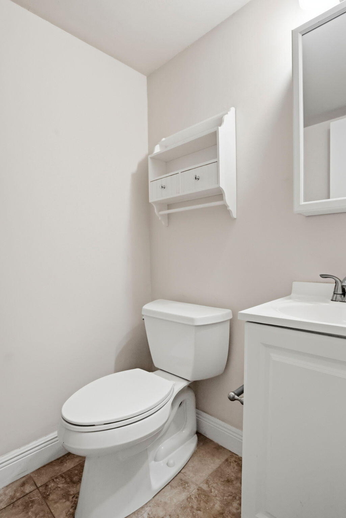 12370 Alternate A1a - Photo 17