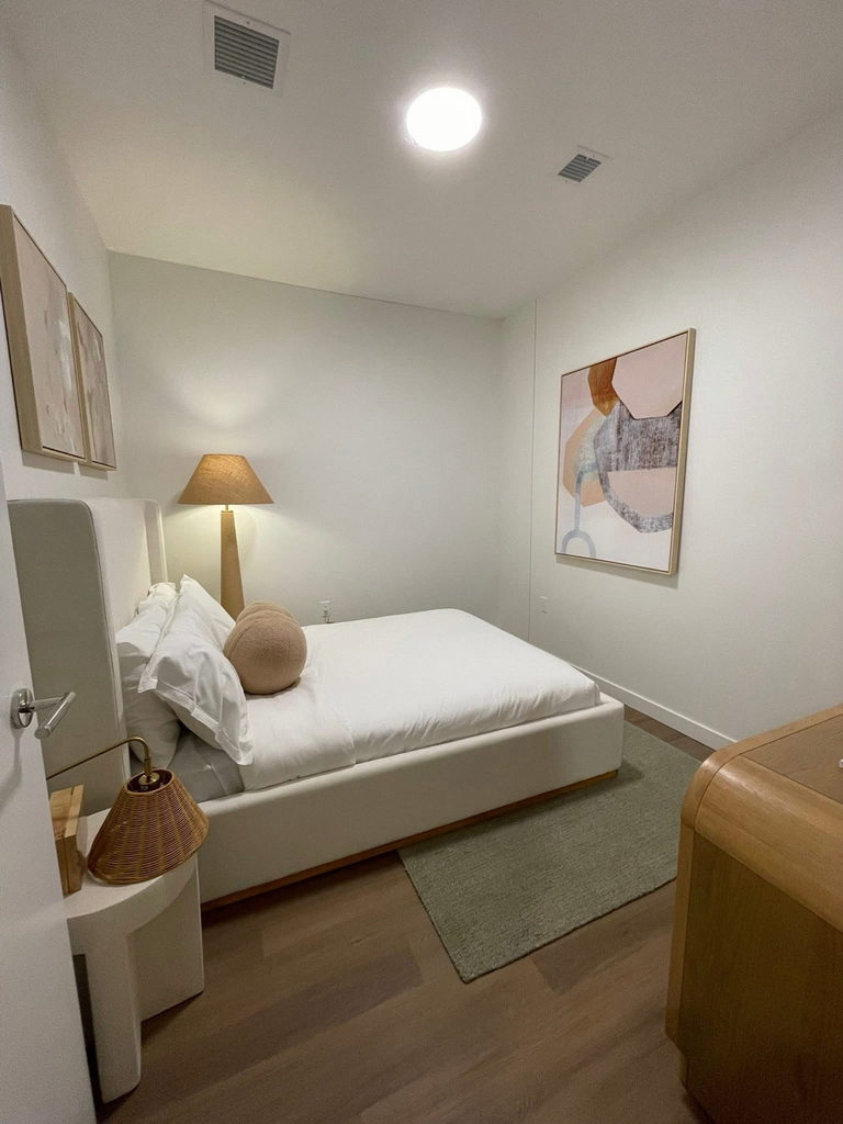 180 Pearl Street - Photo 3