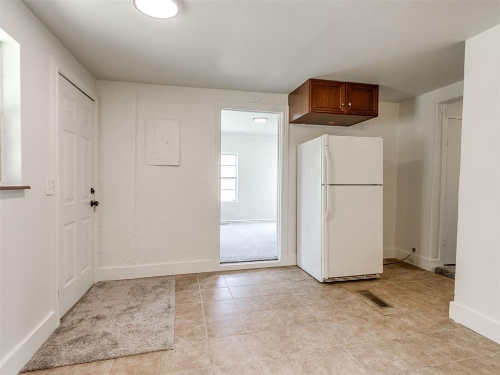 425 E Eufaula Street - Photo 13